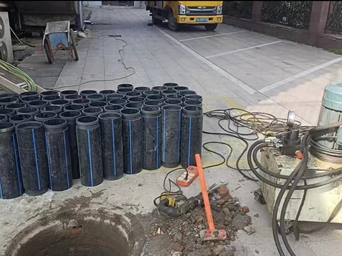 巢湖PE置换管厂家 DN315置换管 非开挖管短管置换